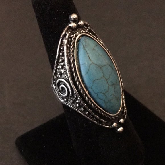 Bohemian Statement Ring - Picture 3 of 9